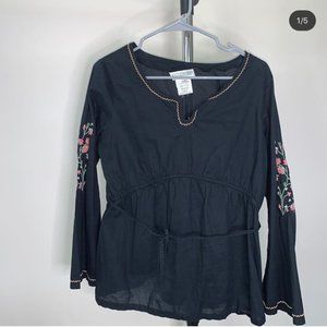 Motherhood flower embroidery shirt